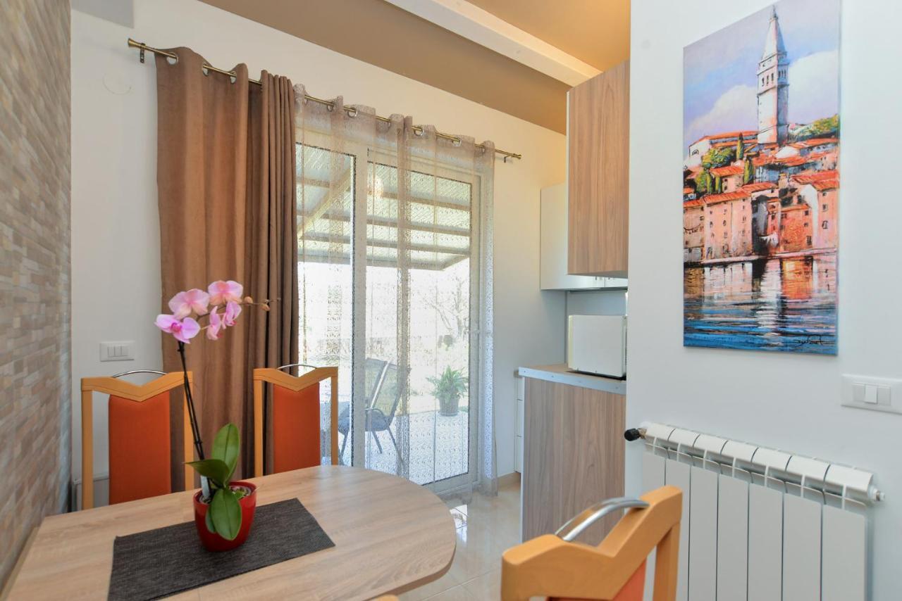 Apartments Voltica 1049 Rovinj Kültér fotó
