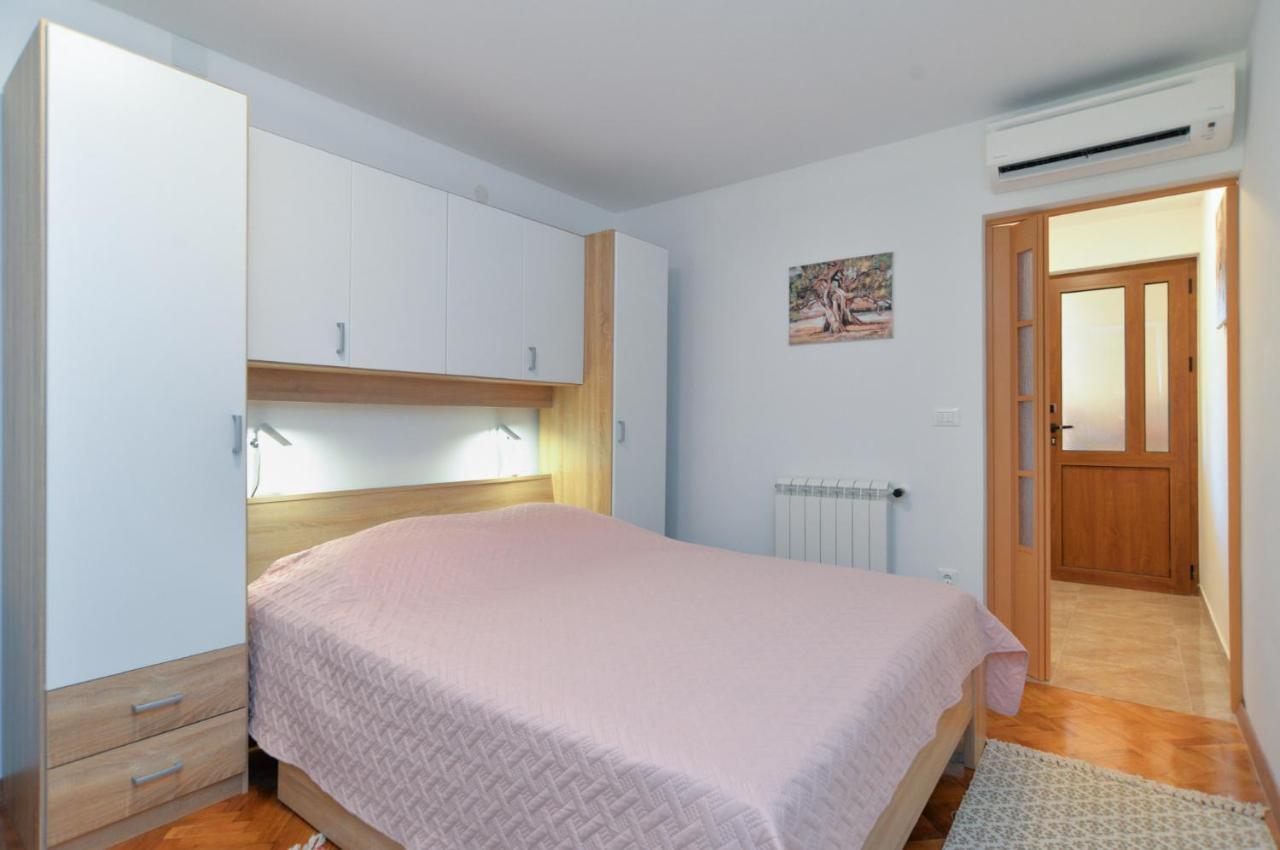Apartments Voltica 1049 Rovinj Kültér fotó